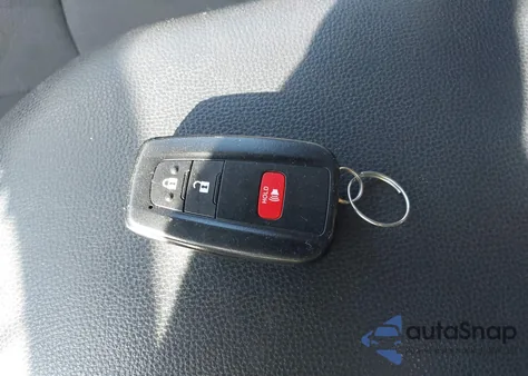 2021 Toyota Rav4 Xle from USA, damaged, VIN 2T3W1RFV3MW103770